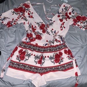 Womens romper size small